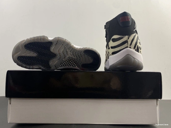 HYPE INSTINCT ANIMAL 11 AIR JORDAN AR0715-010 0702